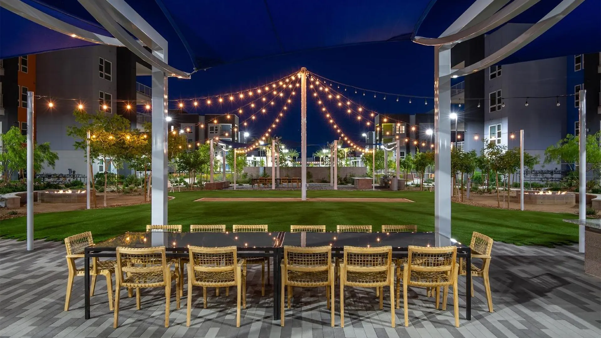 Executive 2 Bedroom Ariva Apartment Las Vegas